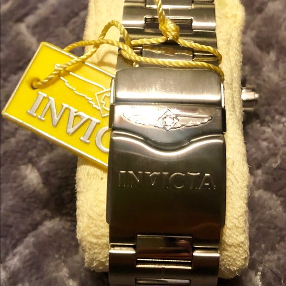 Brand new in box w/tags. Men’s Invicta Watch - Picture 3 of 7